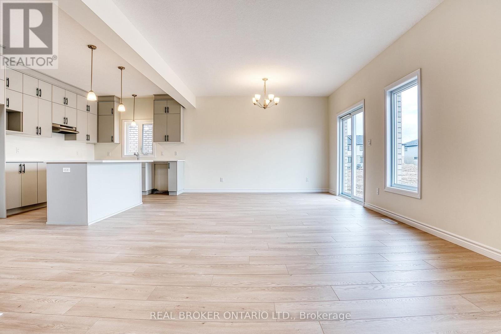 46 FORD DRIVE - Image 11
