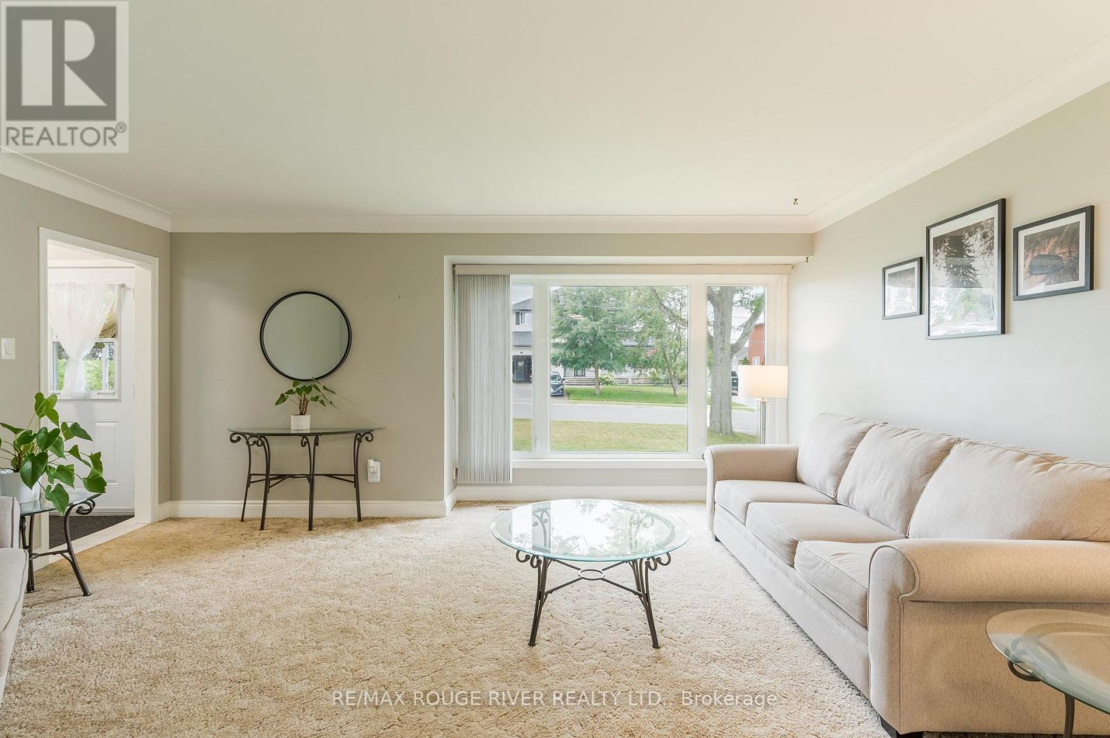36 KAWARTHA DRIVE - 13
