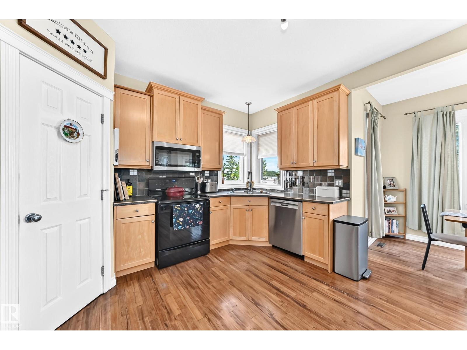 428 FORREST DR - Image 10
