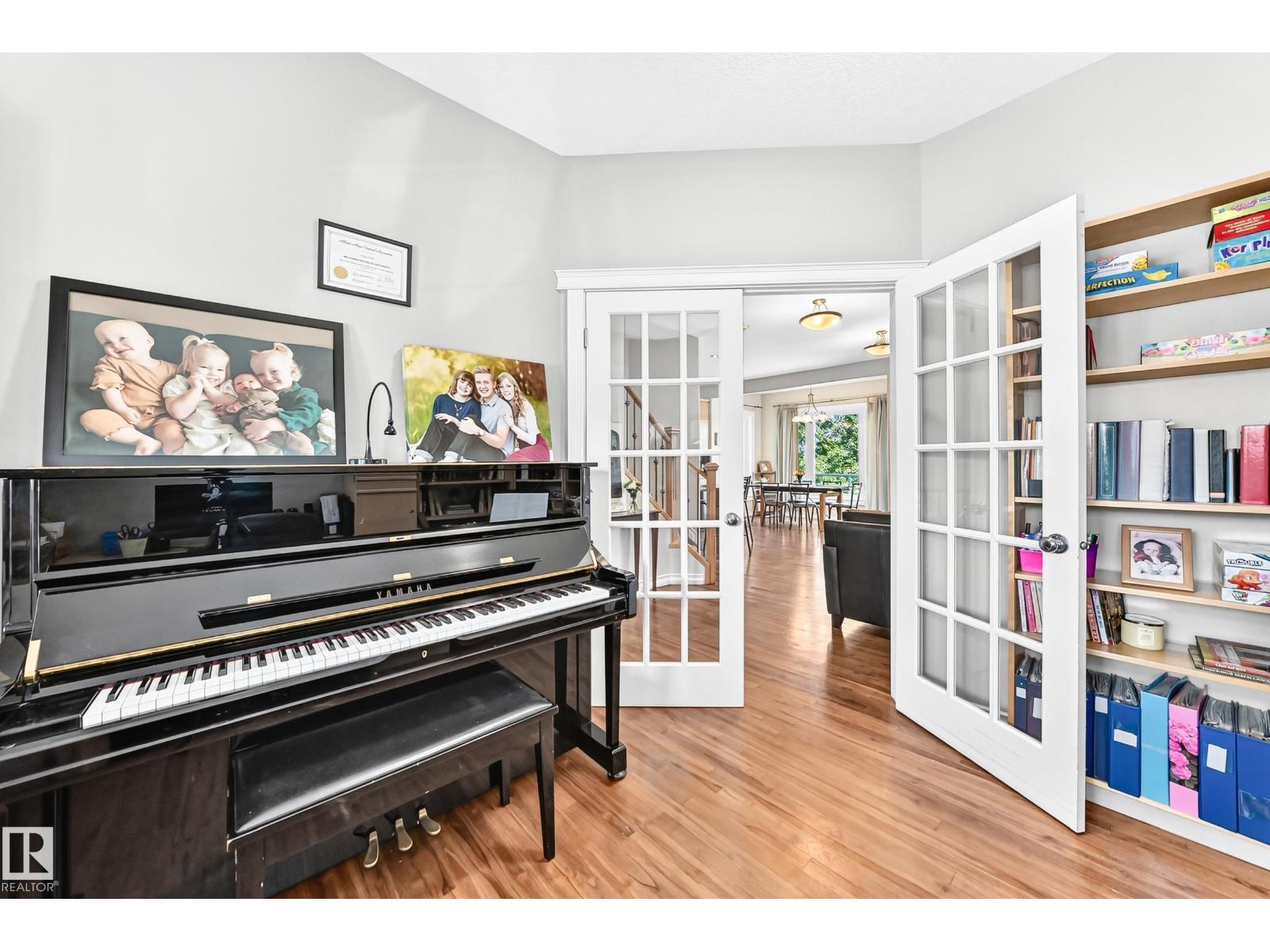 428 FORREST DR - Image 17