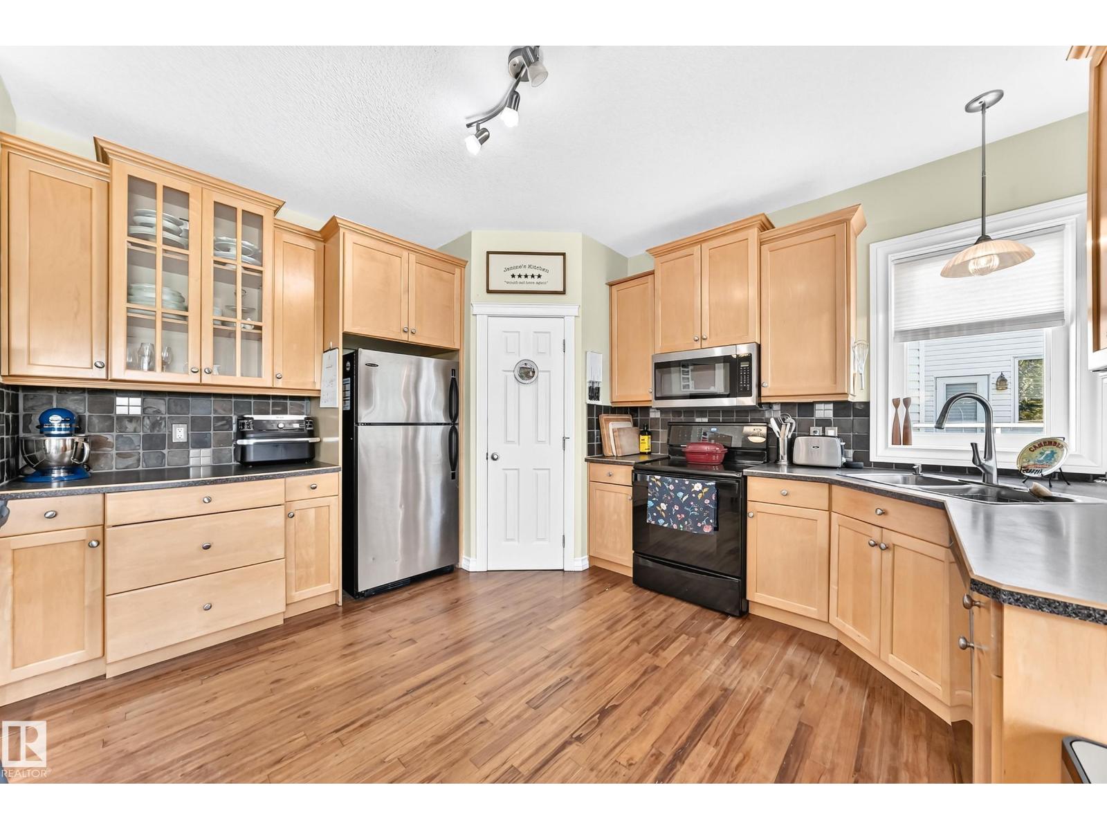 428 FORREST DR - Image 9