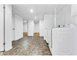 274 Kirkwood Av Nw, Edmonton, AB T6L5A8 Photo 25