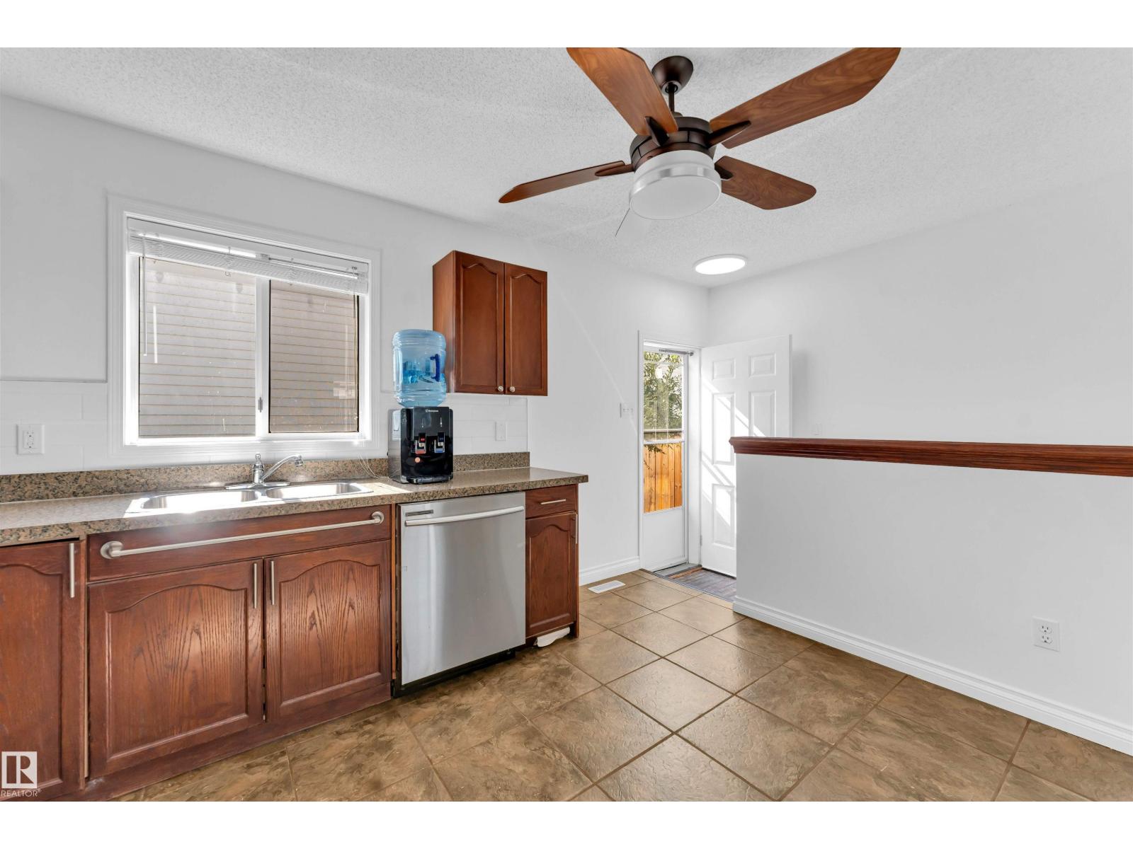 274 KIRKWOOD AV NW - Image 15