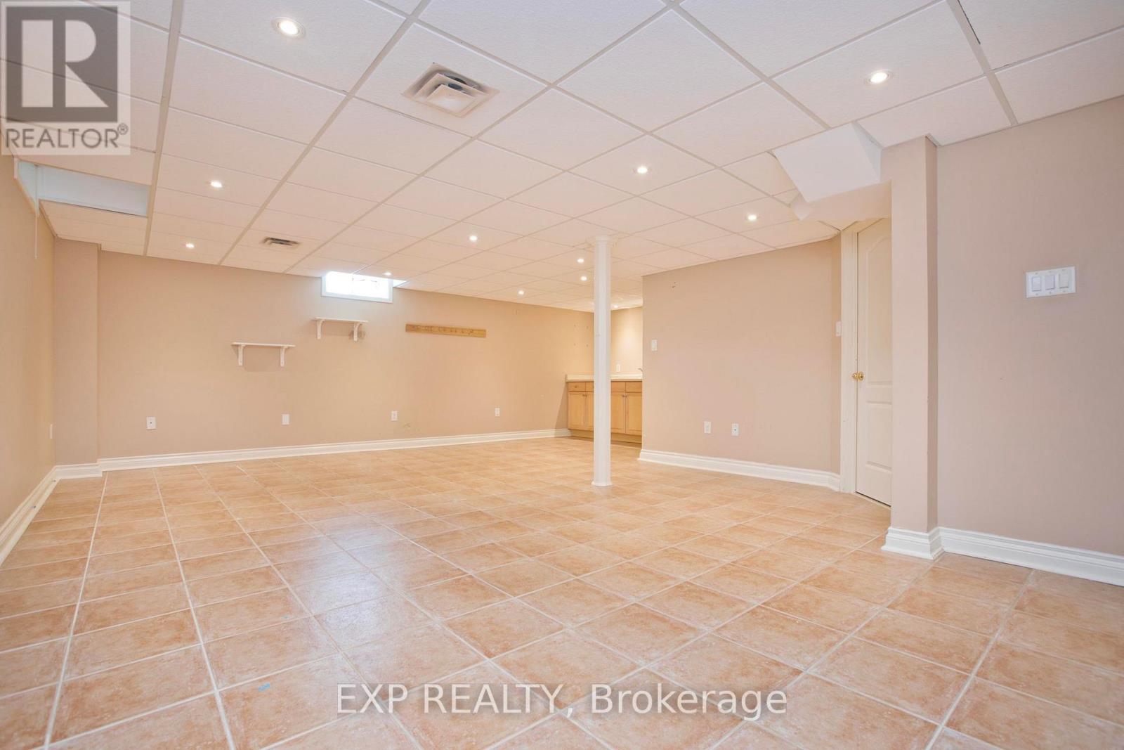 55 SANDWAY CRESCENT - Image 26