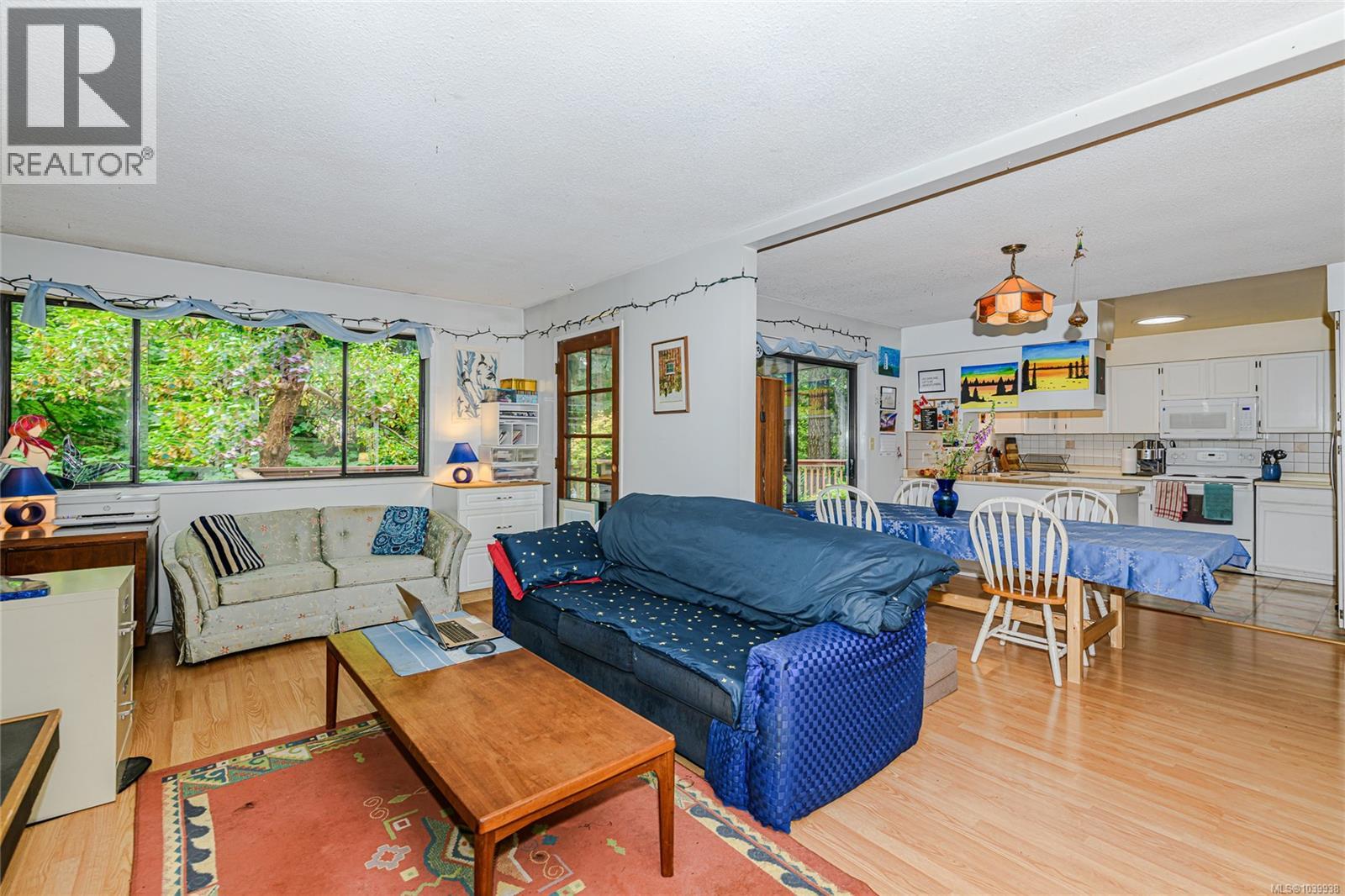 2330 Damascus Rd, Shawnigan Lake