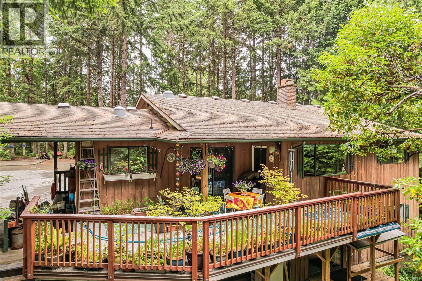 2330 Damascus Rd, Shawnigan Lake