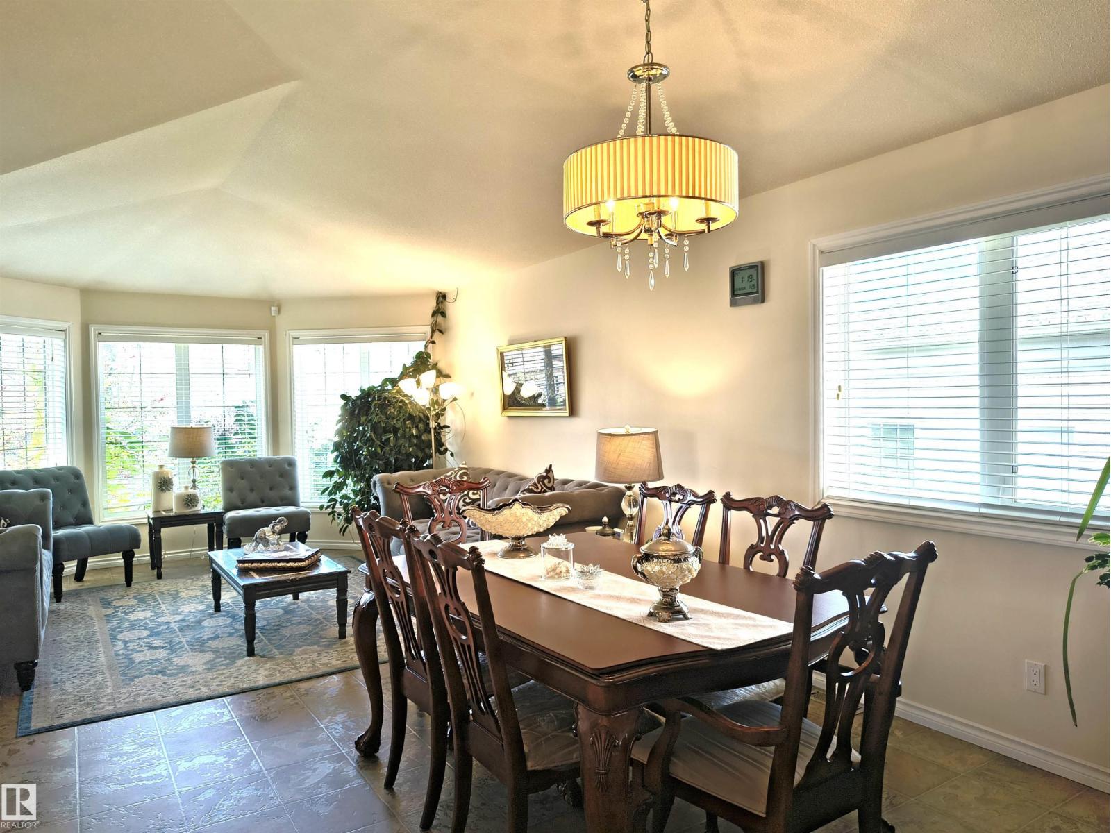 3512 45 ST - Image 10