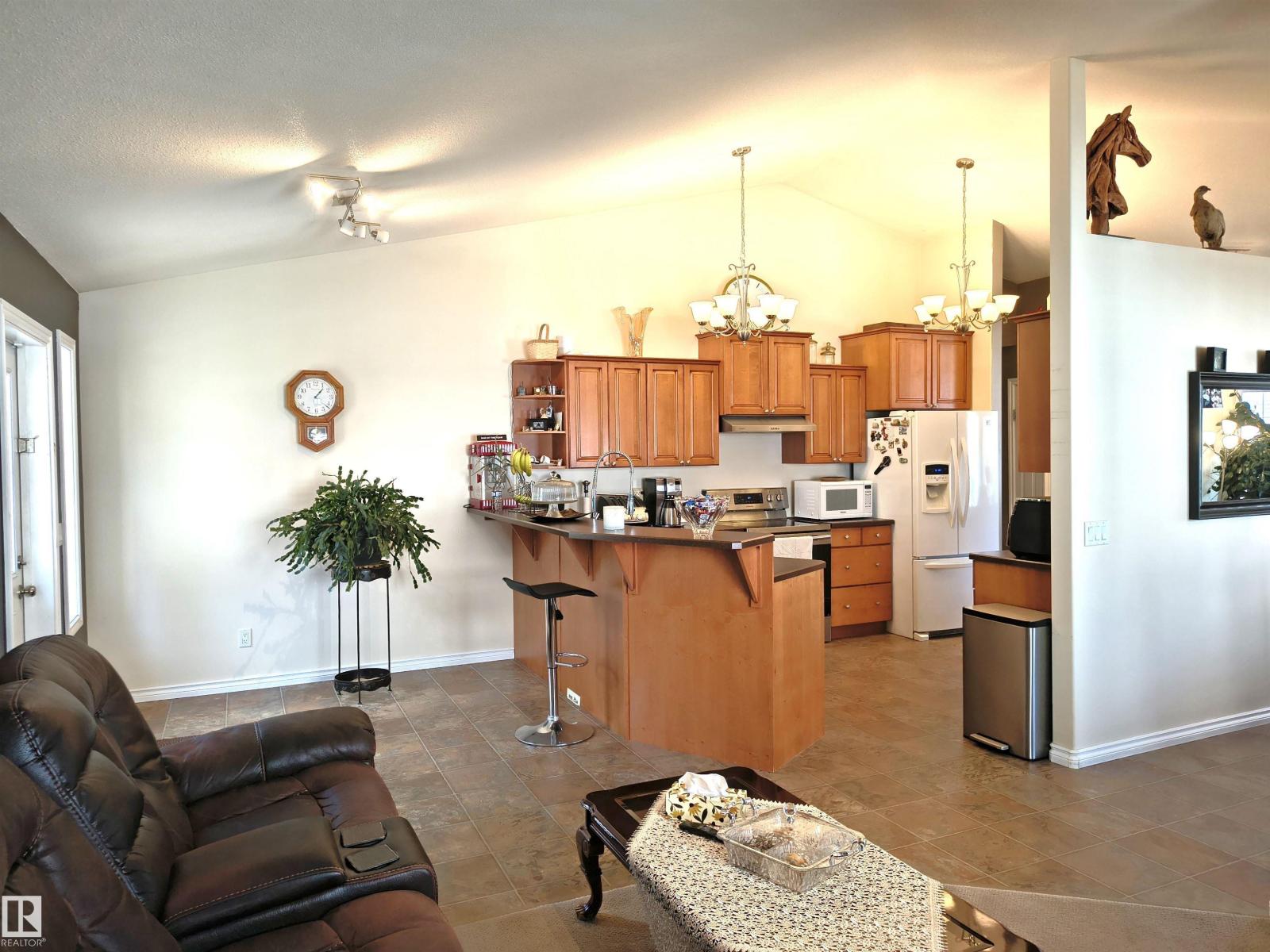 3512 45 ST - Image 13