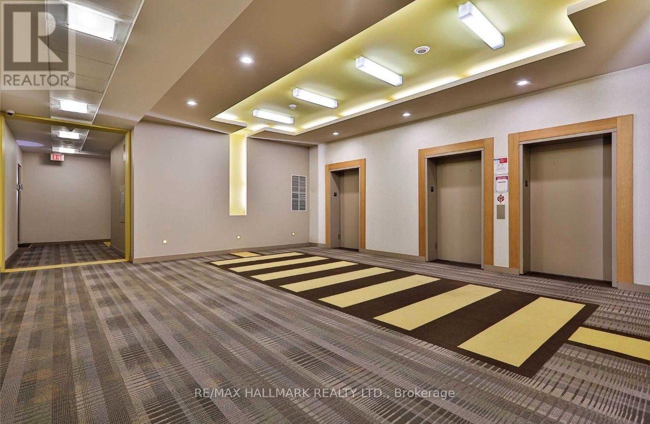 #108 5 HANNA AVENUE - Image 26