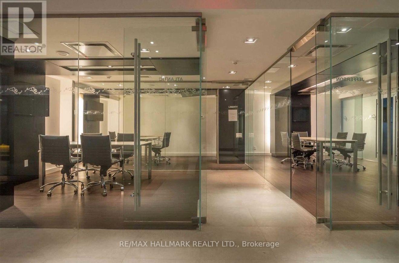 #108 5 HANNA AVENUE - Image 27