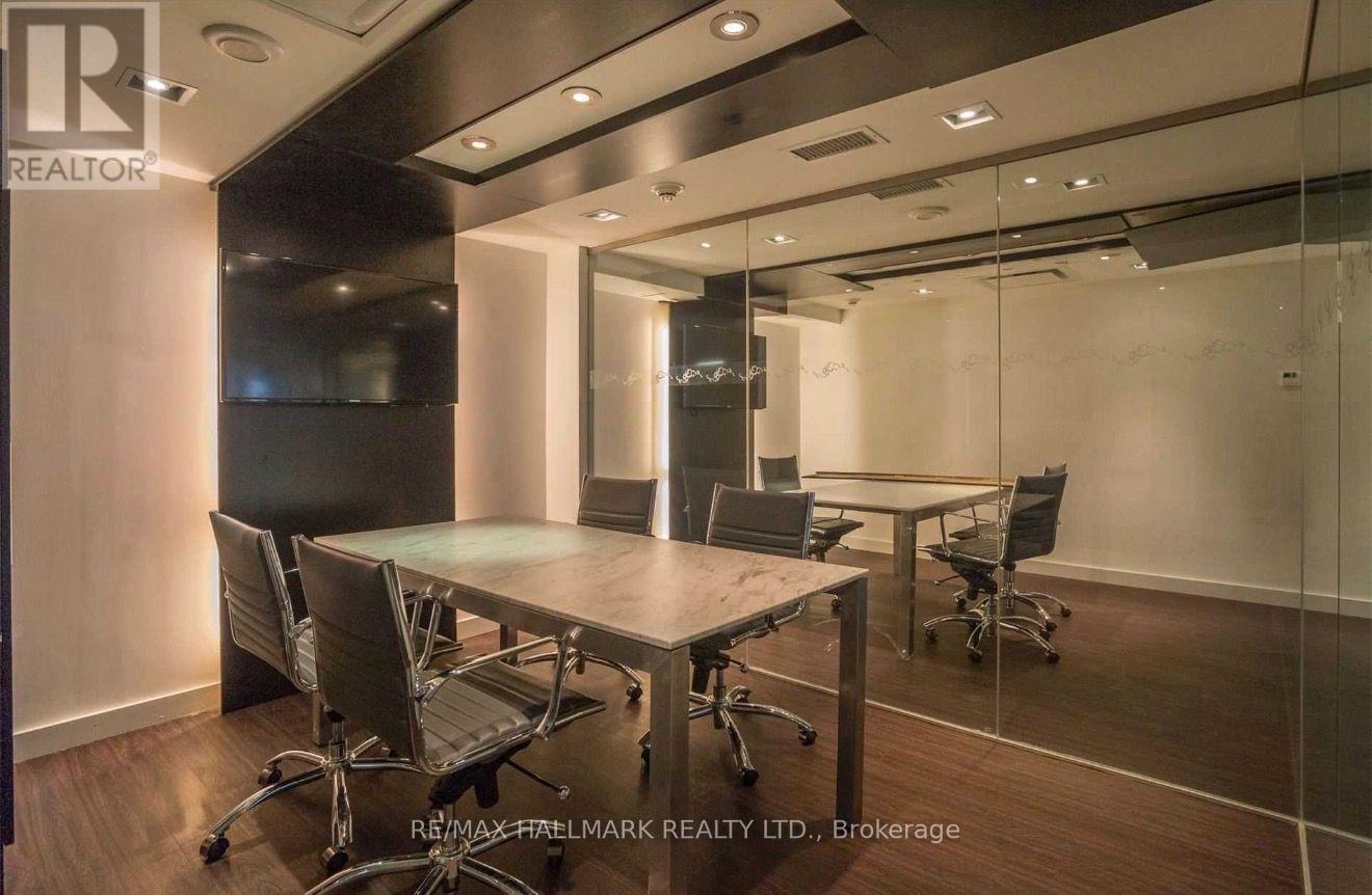#108 5 HANNA AVENUE - Image 29