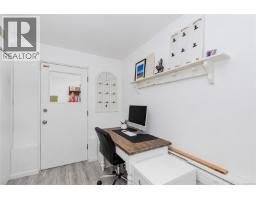 987 Nicholson St, Saanich, BC V8X3K9 Photo 28