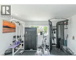 987 Nicholson St, Saanich, BC V8X3K9 Photo 31