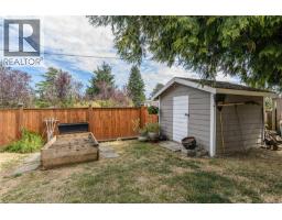 987 Nicholson St, Saanich, BC V8X3K9 Photo 37