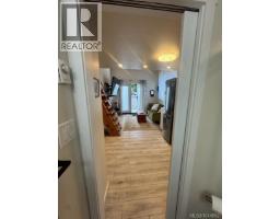 987 Nicholson St, Saanich, BC V8X3K9 Photo 47
