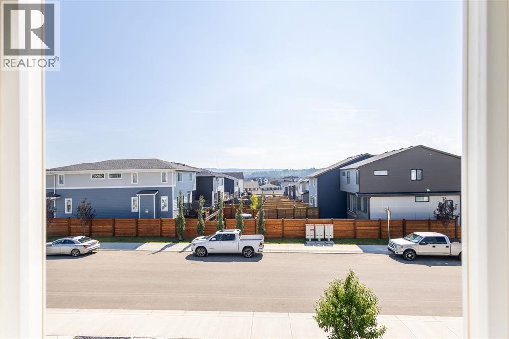 147 Royston Rise NW - 22