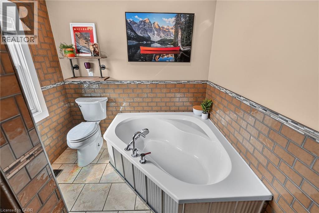843 LYONS CREEK Road - Image 19