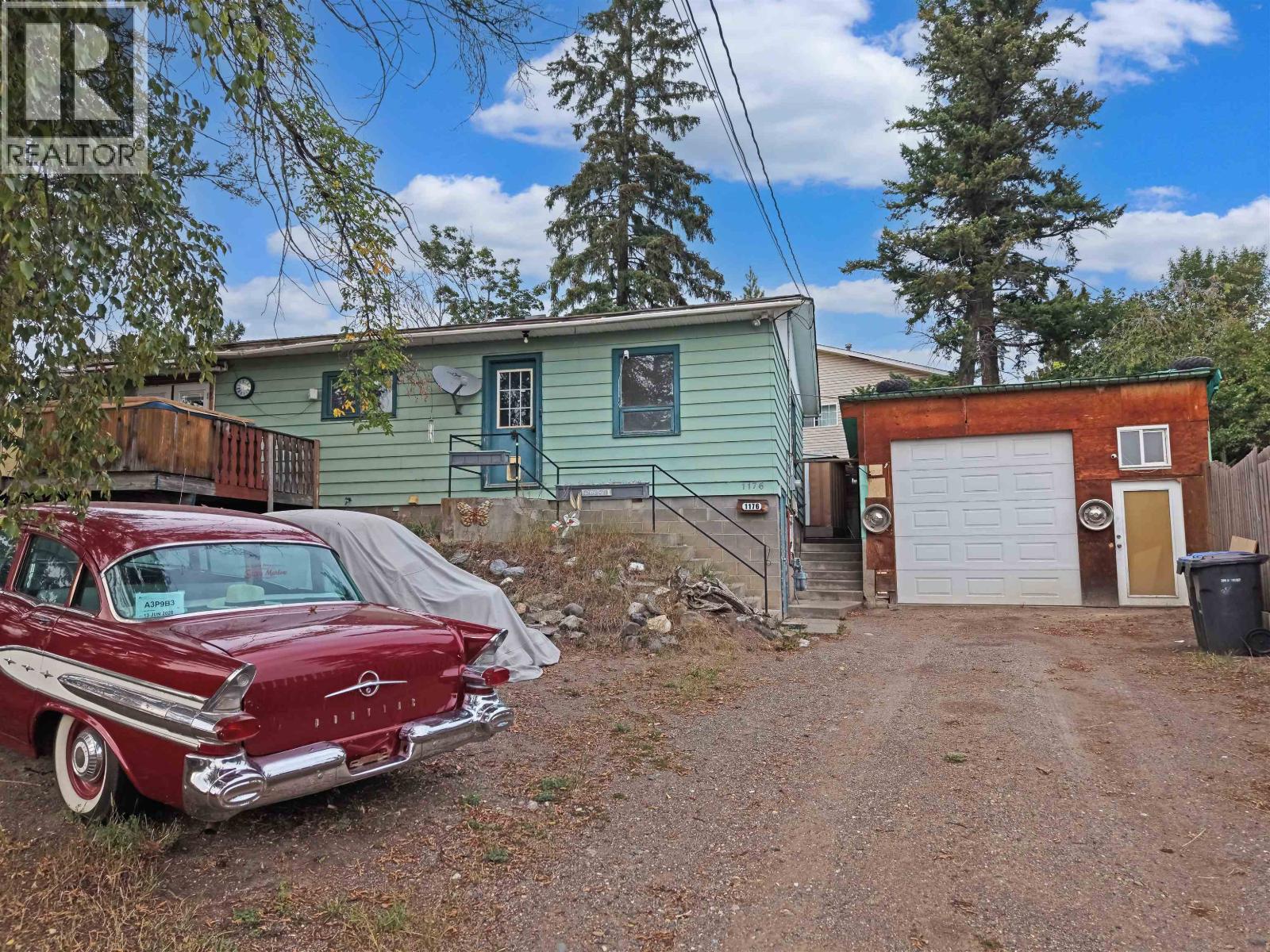 1176 N 2ND AVENUE - 1