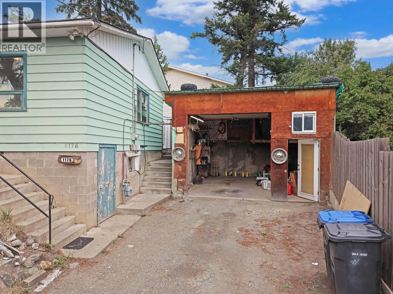 1176 N 2ND AVENUE - 2