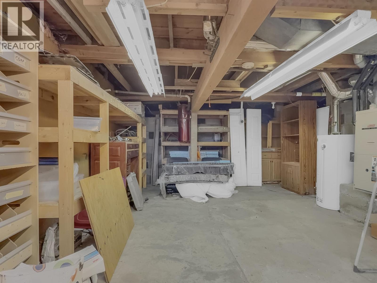 1176 N 2ND AVENUE - Image 19