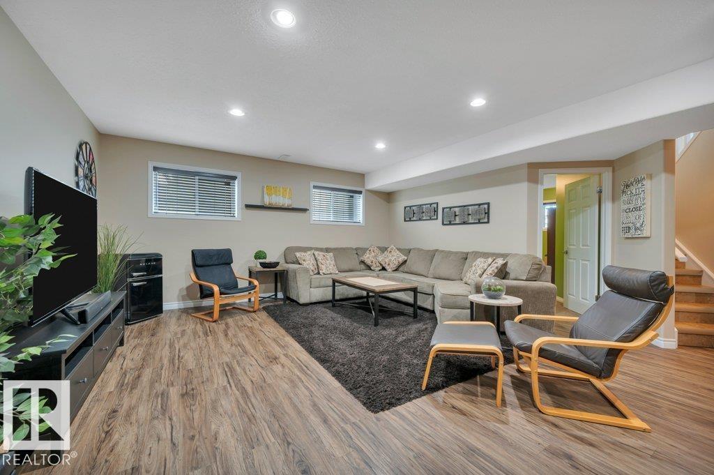6909 159A AV NW - Image 38