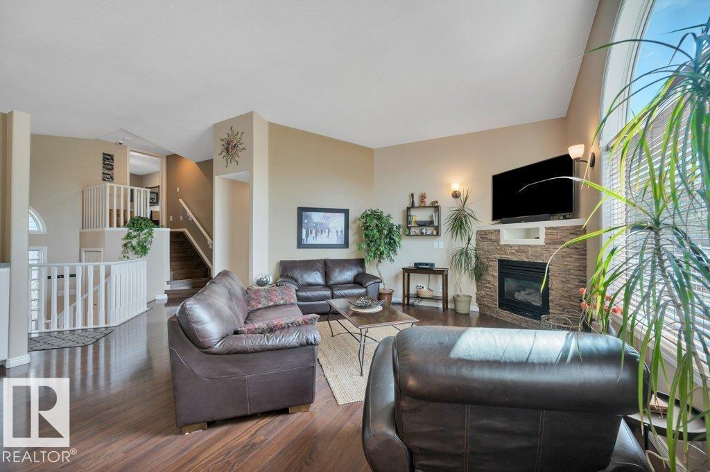 6909 159A AV NW - 9