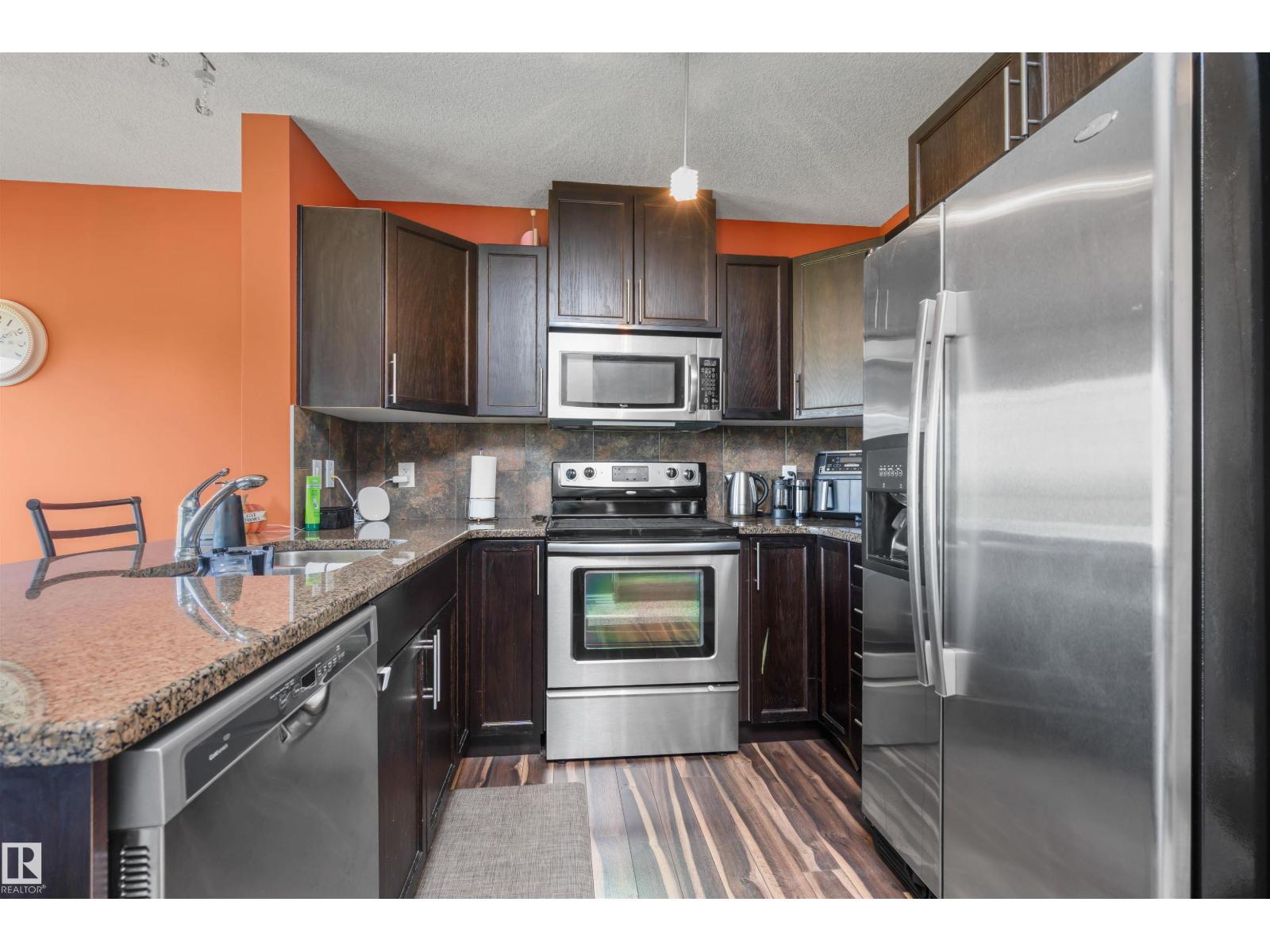 #146 5420 GRANT MACEWAN BV - 11