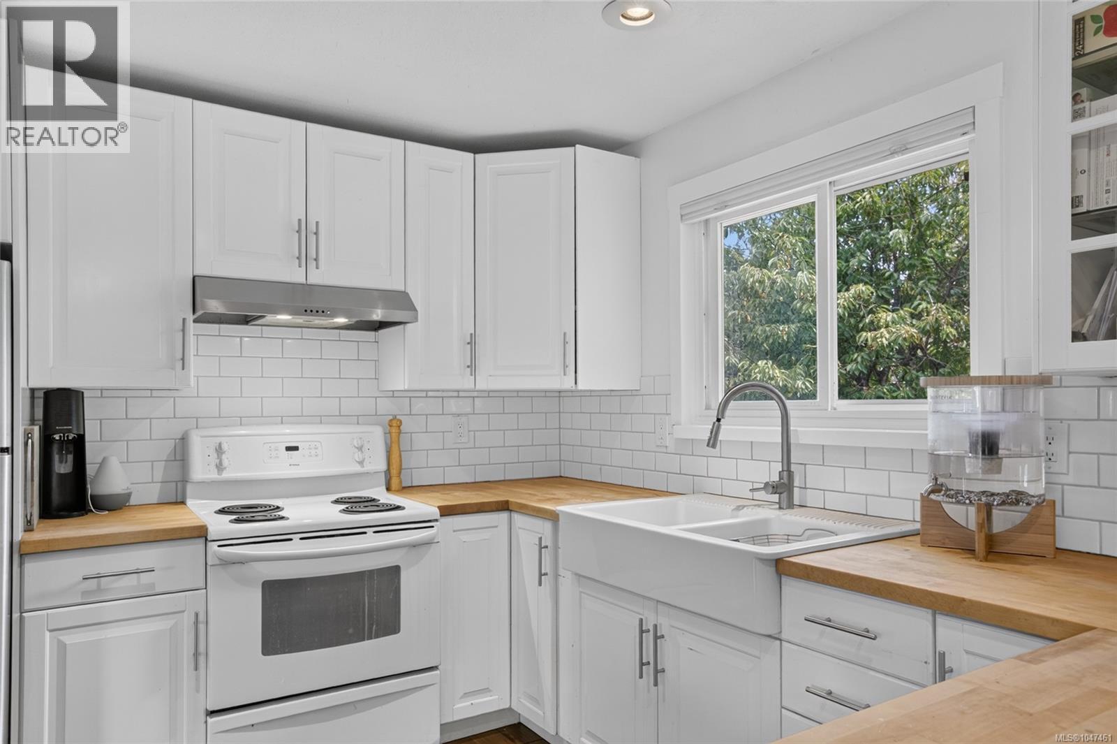 568 Salish St - 7