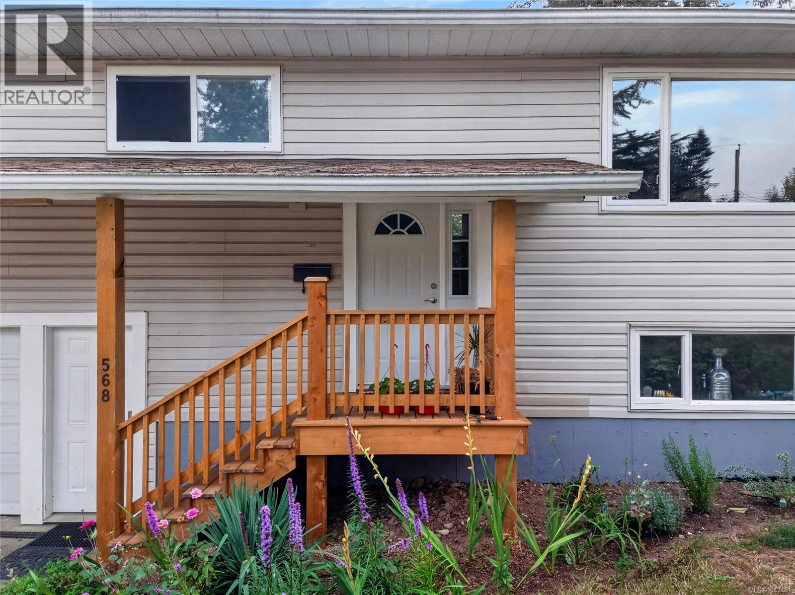 568 Salish St, Comox