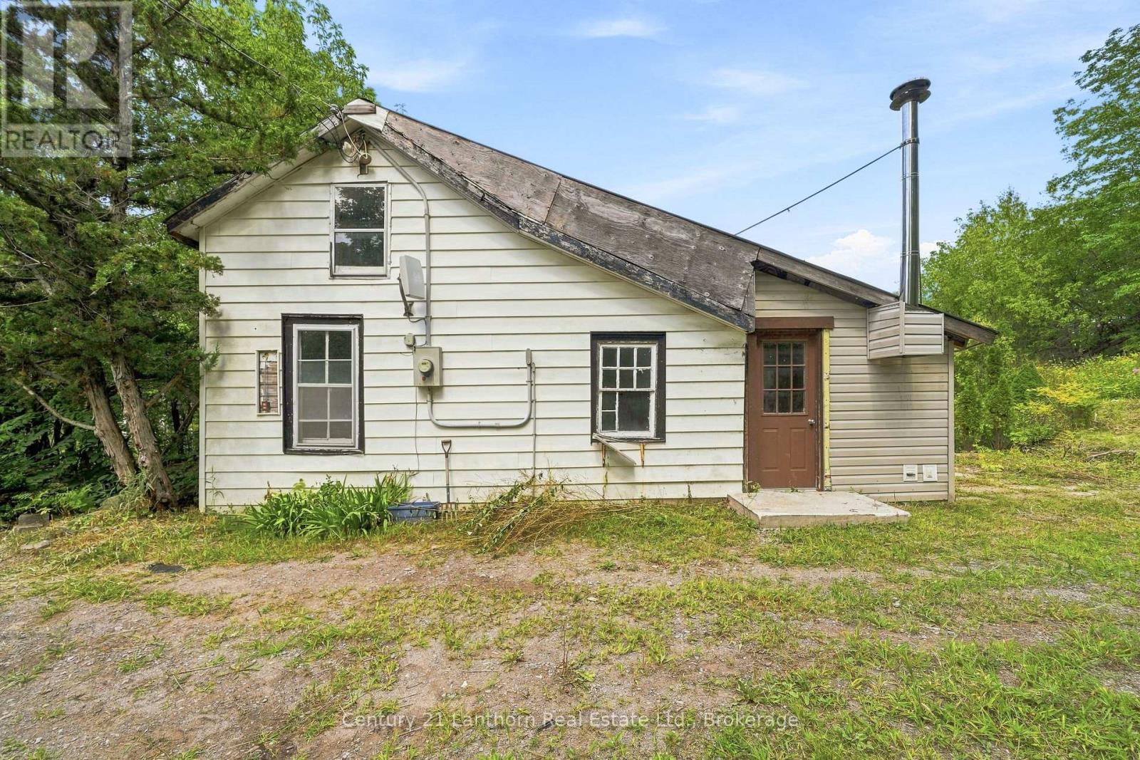 1881 STOCKDALE ROAD - 25