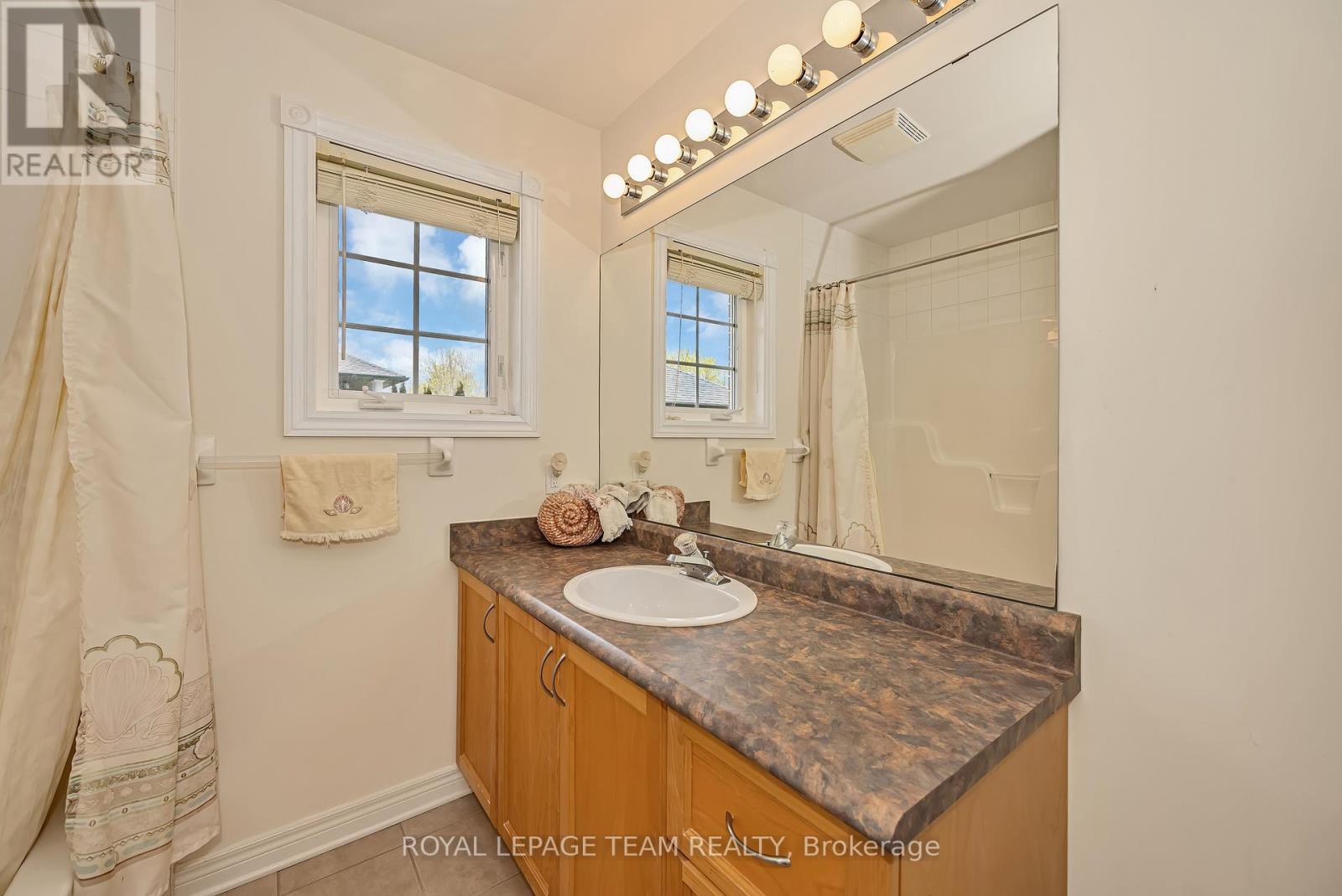6668 TOMMARY DRIVE - Image 32