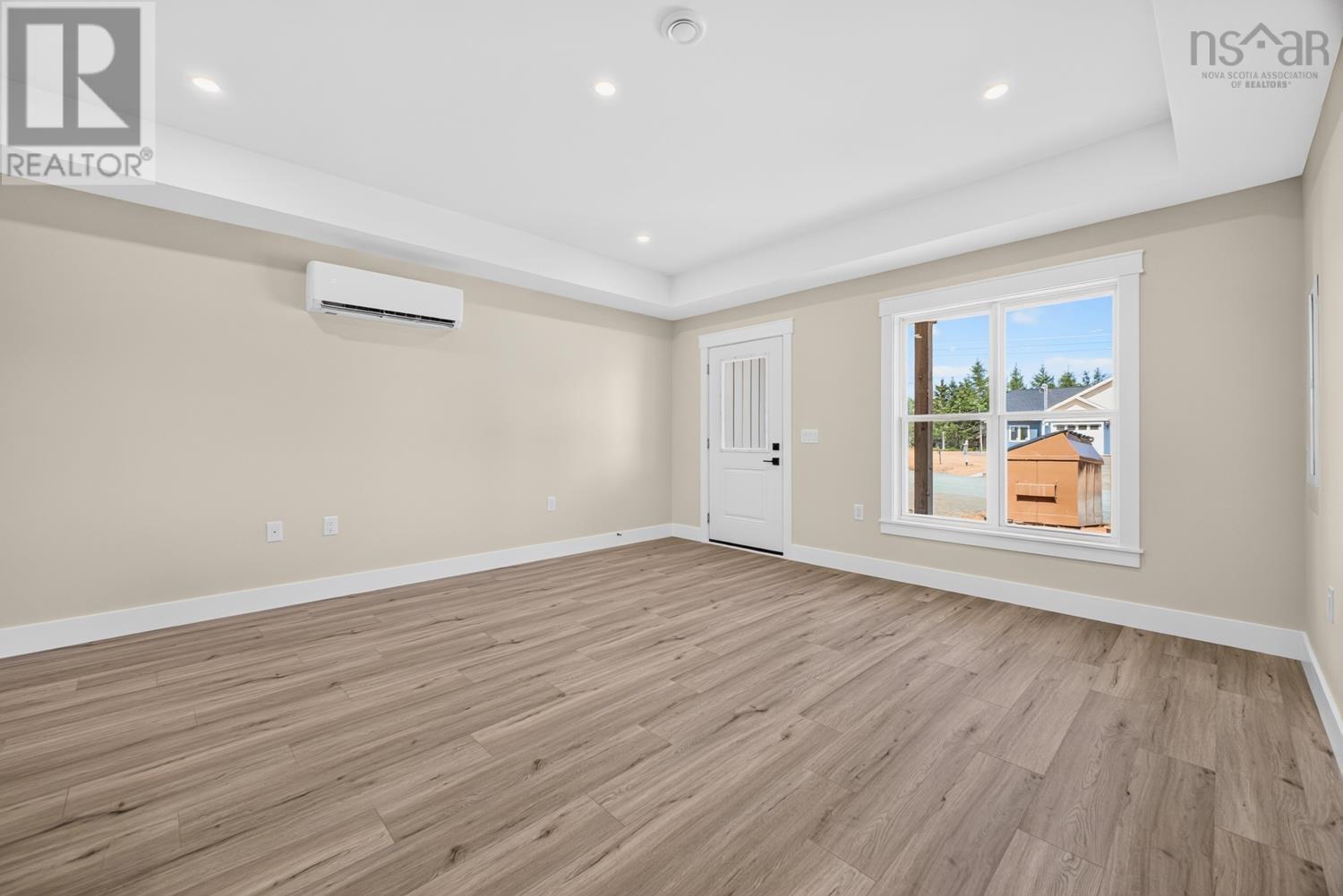 Property 10 of 33 of Lot 2b LONGVIEW Drive