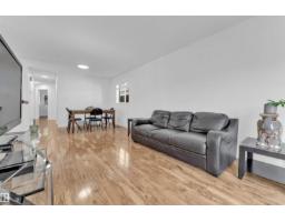 Primary Bedroom - 274 Kirkwood Av Nw, Edmonton, AB T6L5A8 Photo 6