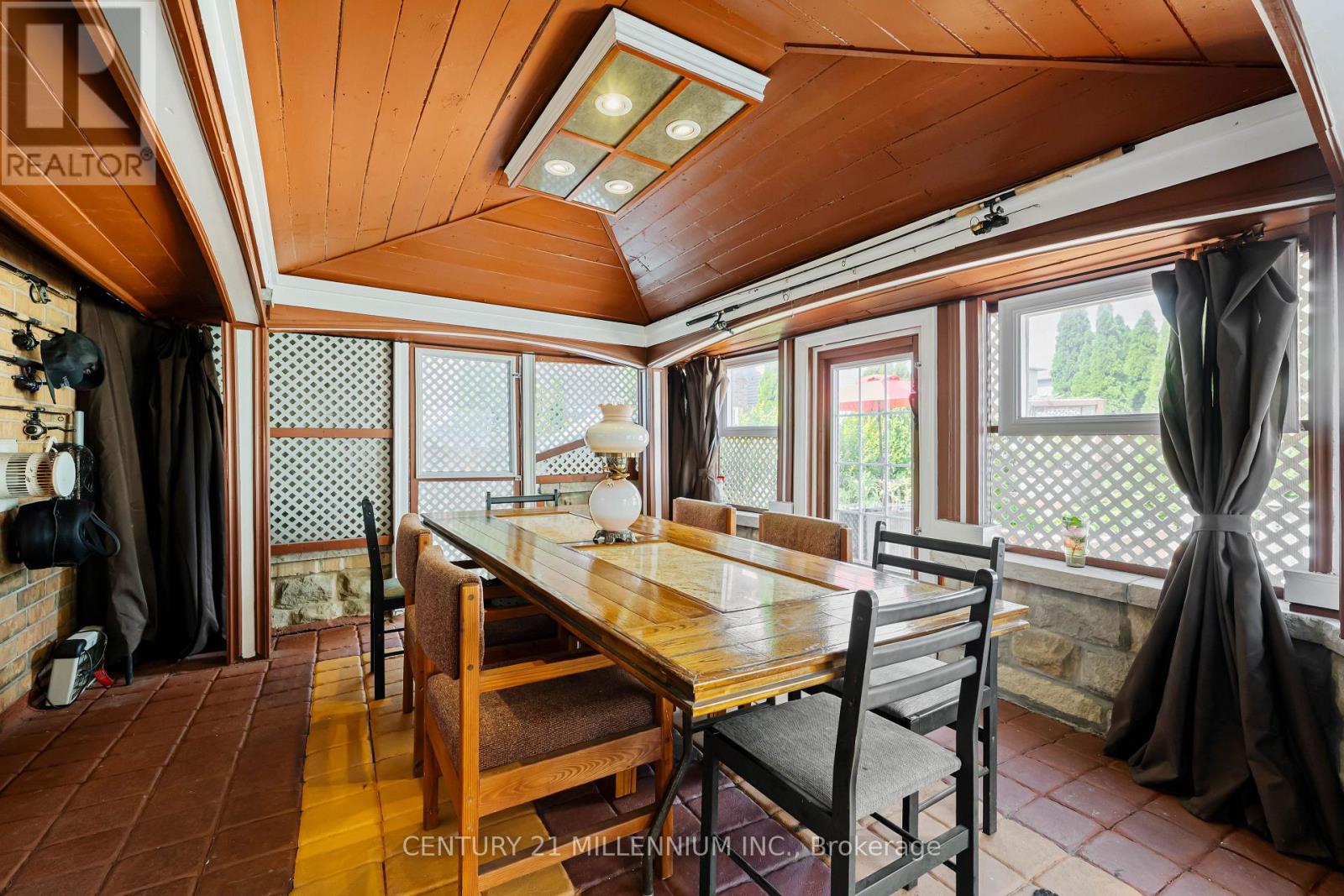 33 FLETCHERS CREEK BOULEVARD - Image 41