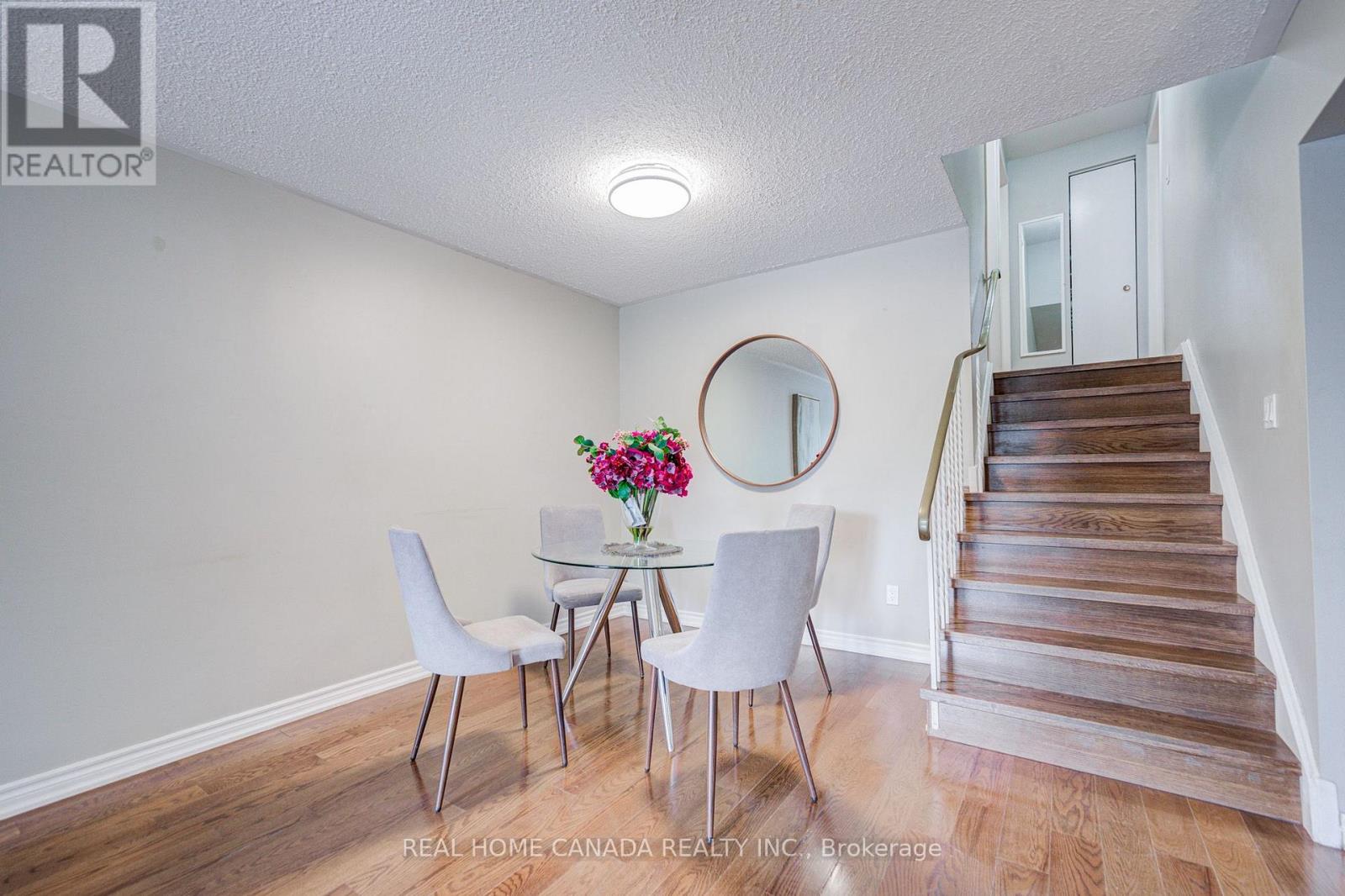 19 HEPWORTH DRIVE - 10