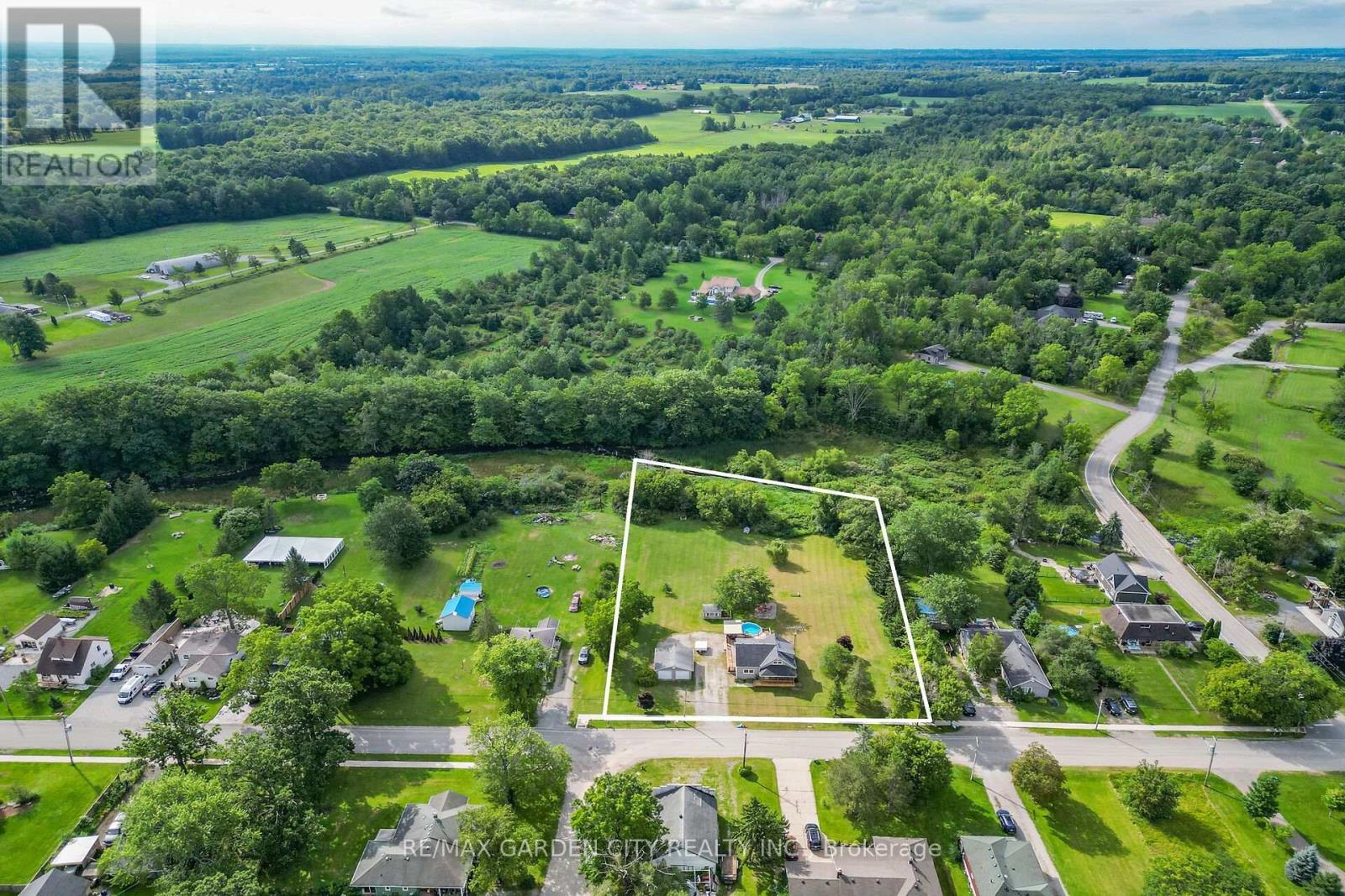 843 LYONS CREEK ROAD - 2