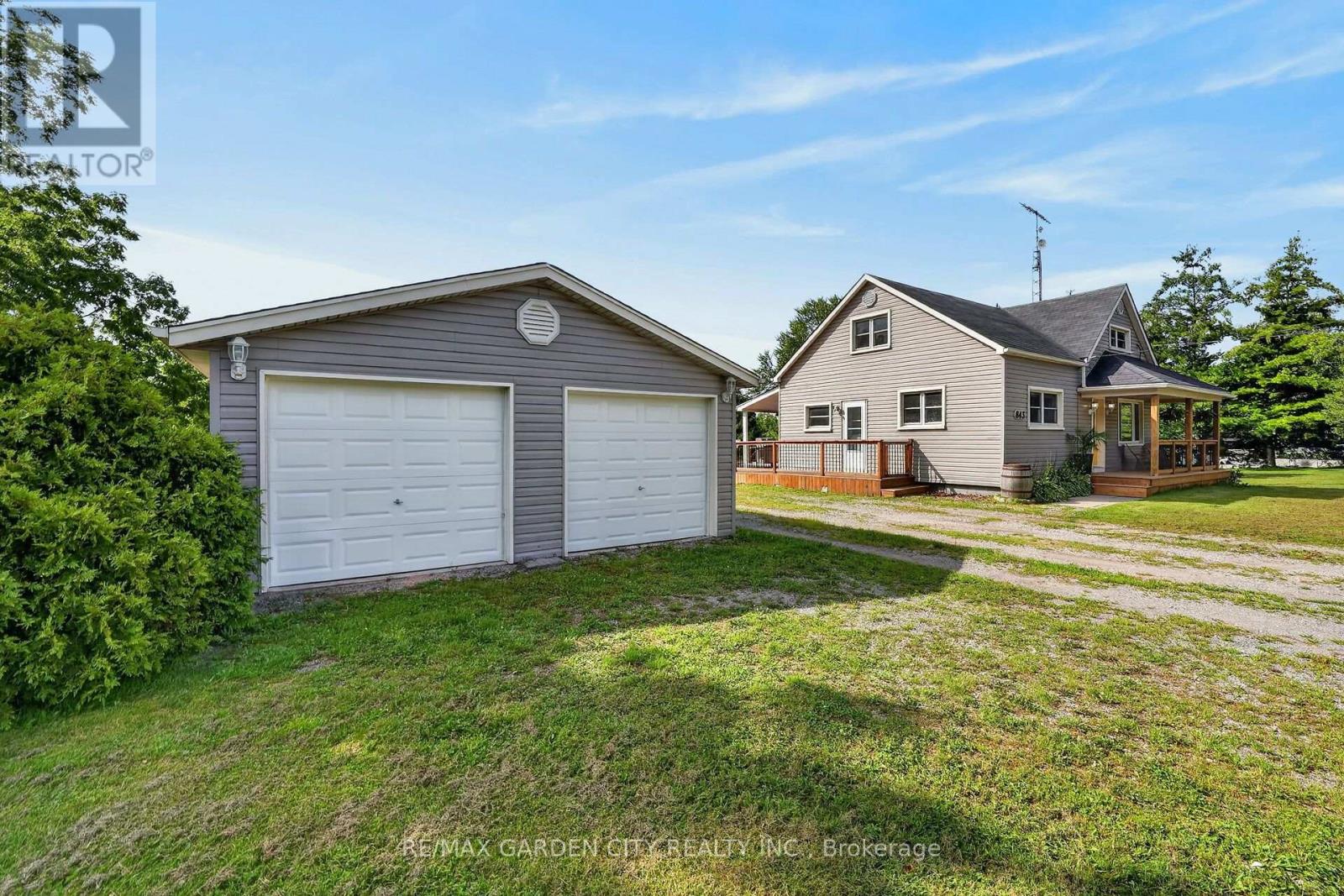 843 LYONS CREEK ROAD - 32