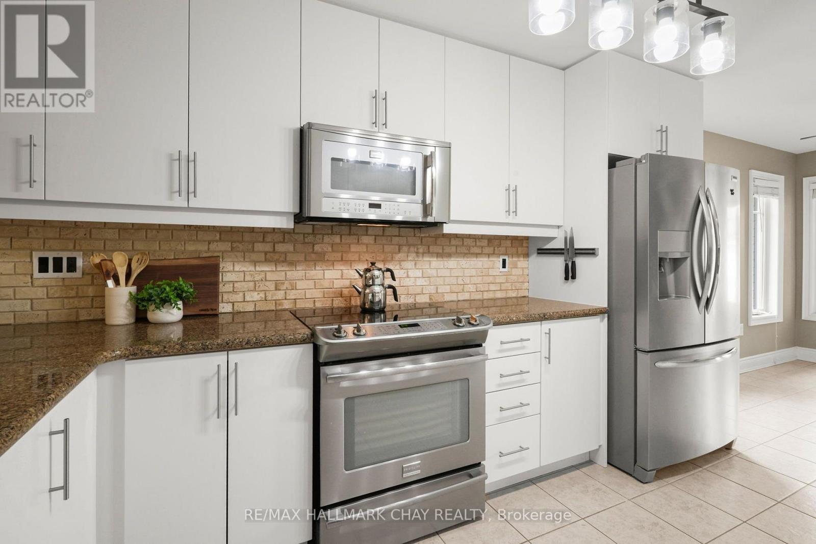 190 RIDGE WAY - Image 12