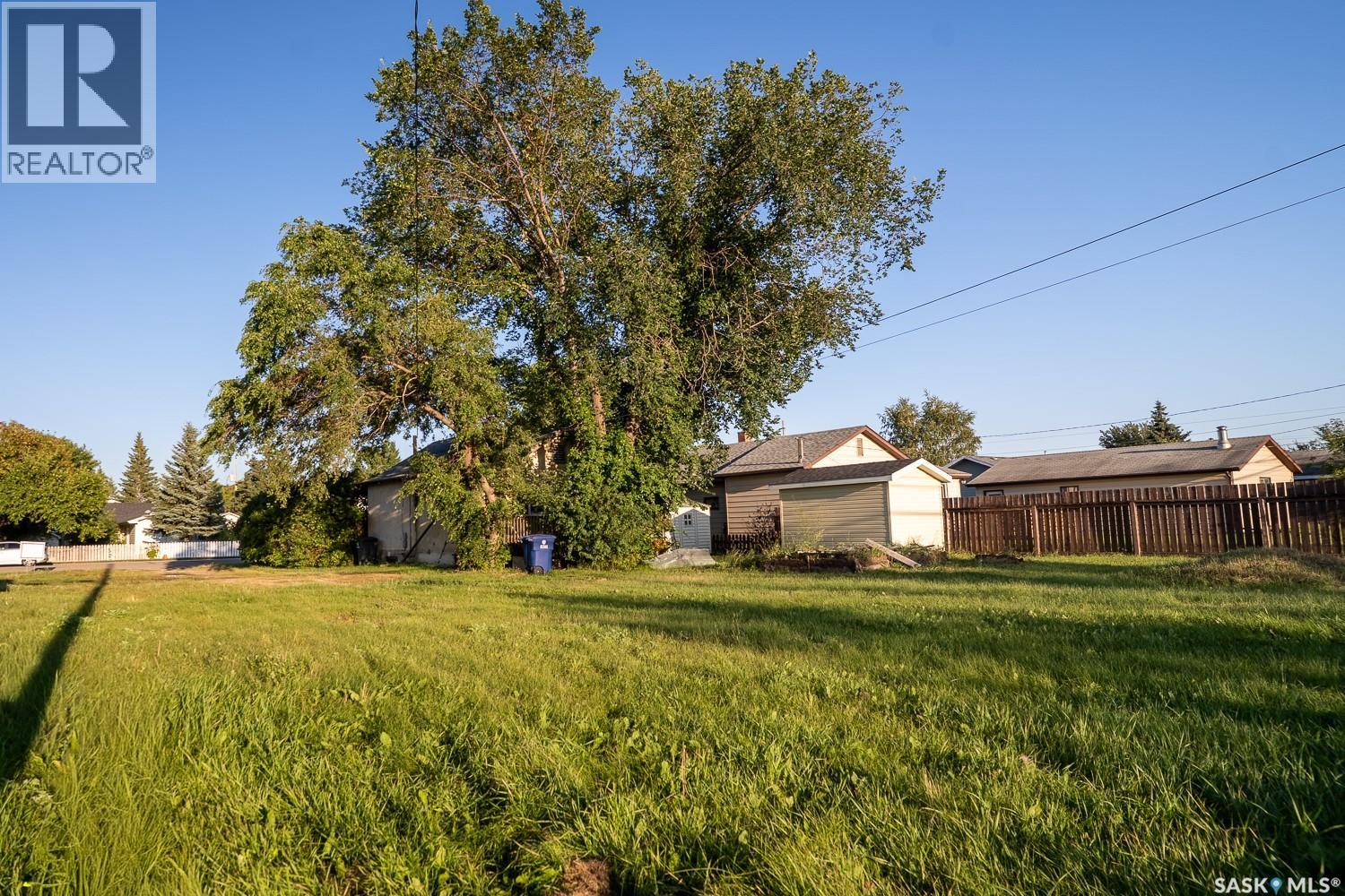 30 1st AVENUE N - 17