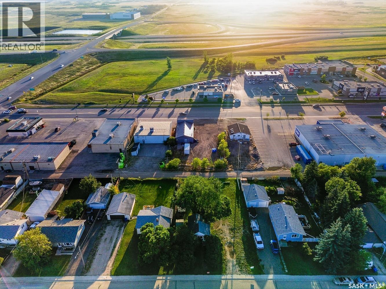 30 1st AVENUE N - 22