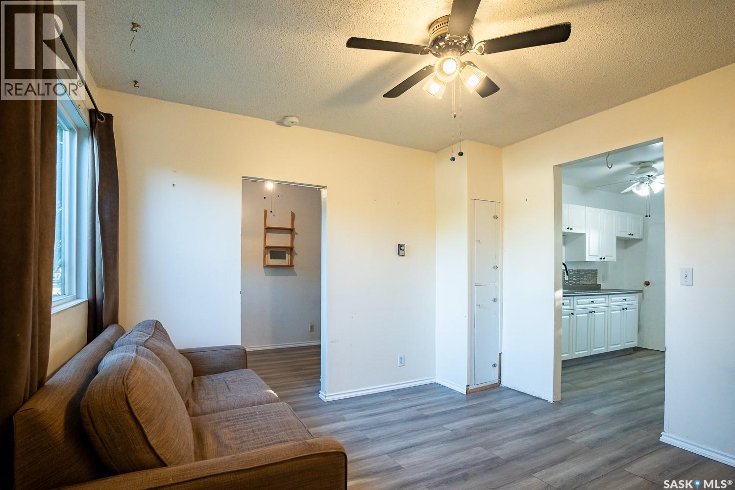 30 1st AVENUE N - Image 4
