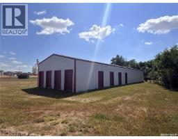 100 Railway Avenue, Coronach, SK S0H0Z0 Photo 6