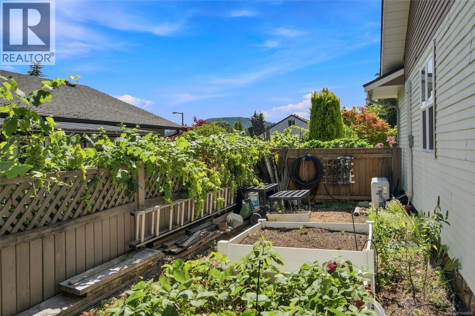 701 Ermineskin Ave - 43