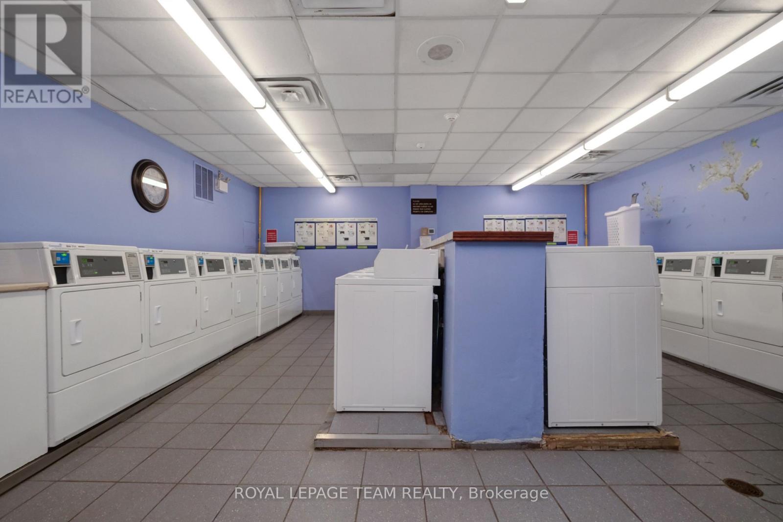 #402 1380 PRINCE OF WALES DRIVE - Image 31