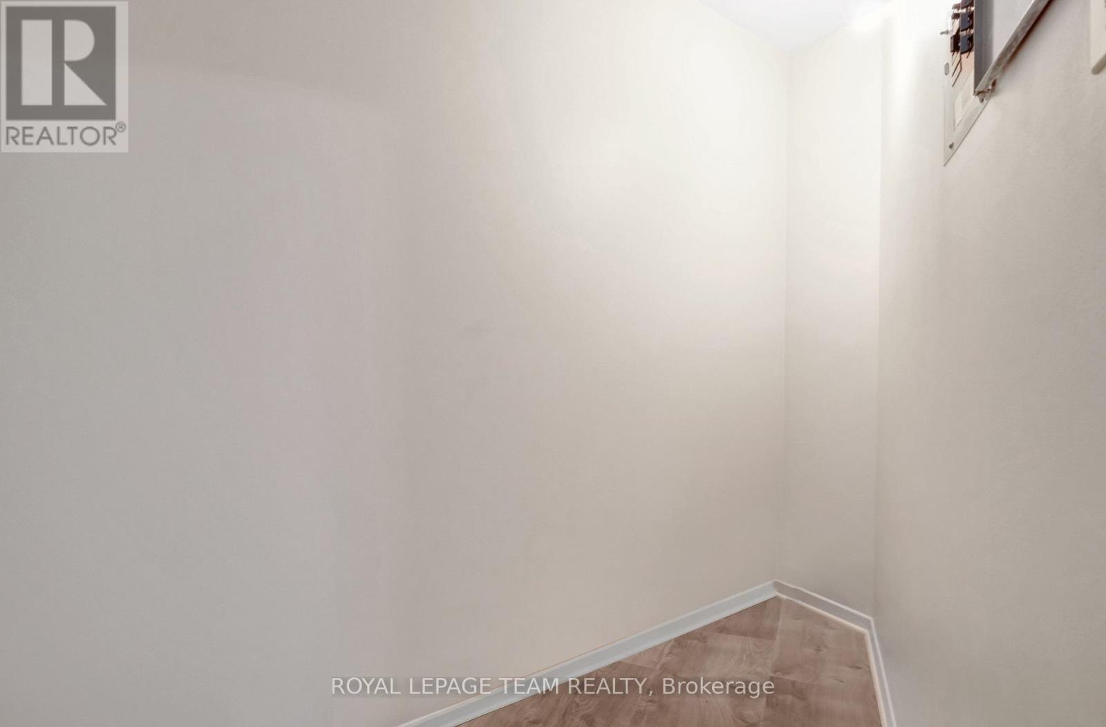 #402 1380 PRINCE OF WALES DRIVE - Image 8