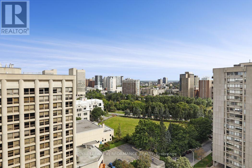 1801 - 71 Somerset Street W