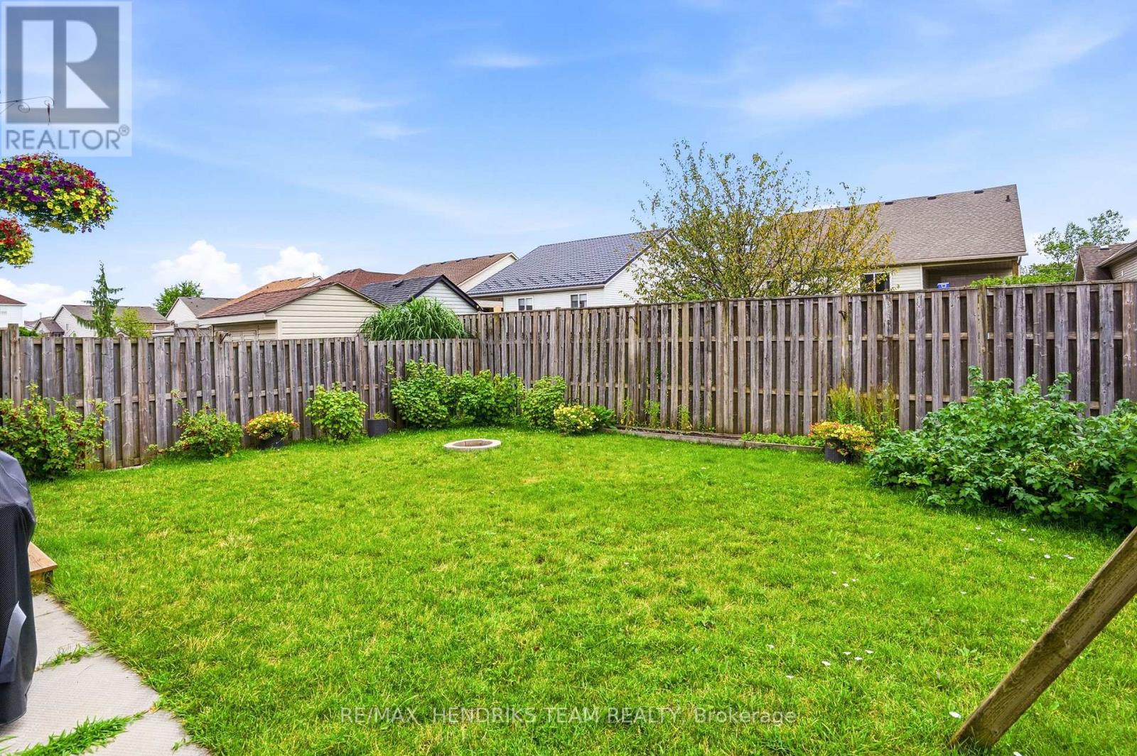 7032 KELLY DRIVE - 29