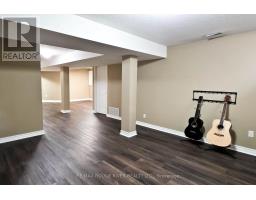 6 Knotty Pine Drive, Whitby, ON L1R2J6 Photo 20