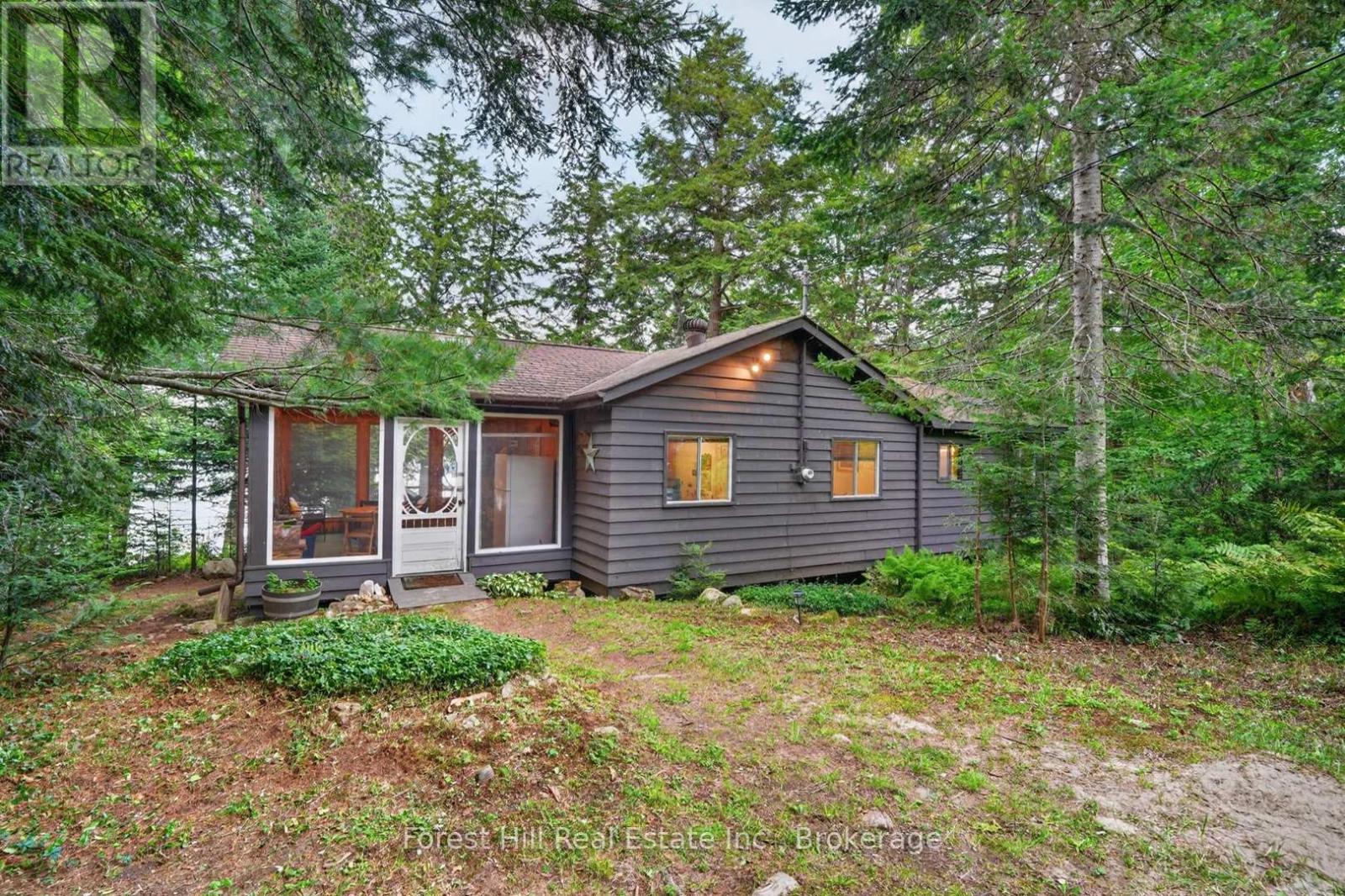 1052 SKIN LAKE DRIVE - Image 33