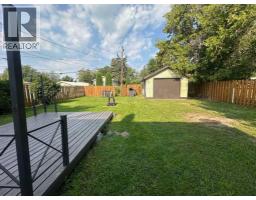 123 3 Street E, Brooks, AB T1R0C9 Photo 32